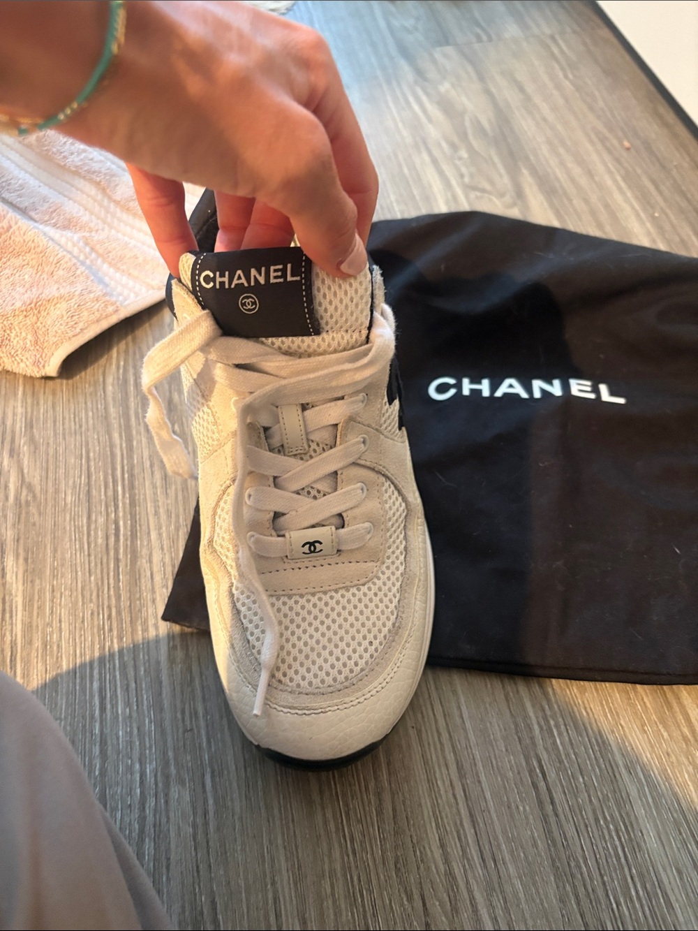 CHANEL Cream and Black CC Logo Low-Top Sneakers - Picture 4 of 5